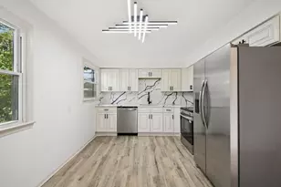 2458 Edgevale Rd, Columbus, OH 43221 - Photo 9