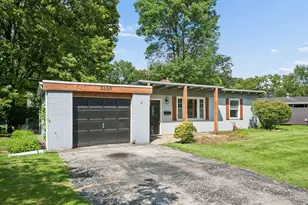 2458 Edgevale Rd, Columbus, OH 43221 - Photo 5
