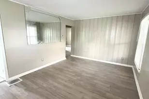 1341 E 15th Ave, Columbus, OH 43211 - Photo 5
