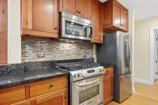 296 Walhalla Rd, Columbus, OH 43202 - Photo 21