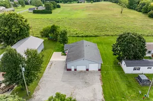 213 E Lawn Ave, Saint Paris, OH 43072 - Photo 9