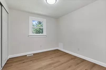 2208 Pine Knoll Avenue, Columbus, OH 43229 - Photo 11