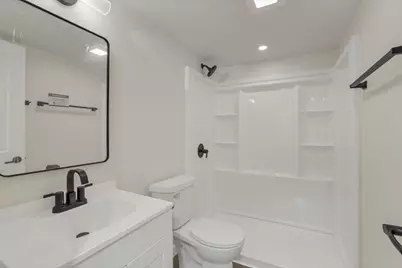 2208 Pine Knoll Avenue, Columbus, OH 43229 - Photo 17