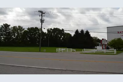 2420 E Main Street, Lancaster, OH 43130 - Photo 9