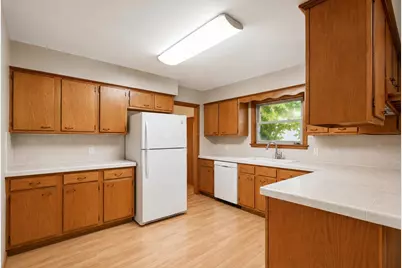 1792 Tiffin Road, Bucyrus, OH 44820 - Photo 7