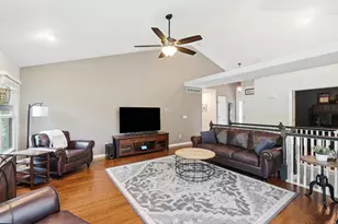 6379 Crystal Valley Dr, Galena, OH 43021 - Photo 9