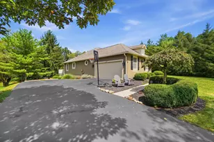 6379 Crystal Valley Dr, Galena, OH 43021 - Photo 5