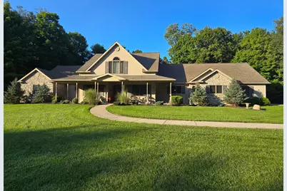 2198 Refugee Road SW, Hebron, OH 43025 - Photo 1