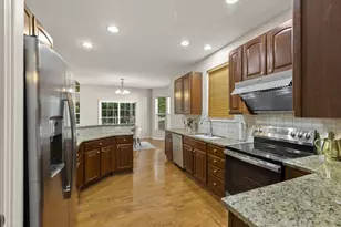 6751 Burnside Ln, Dublin, OH 43016 - Photo 13