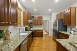 6751 Burnside Ln, Dublin, OH 43016 - Photo 11