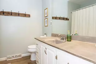 708 Youngs Terrace, Loudonville, OH 44842 - Photo 9