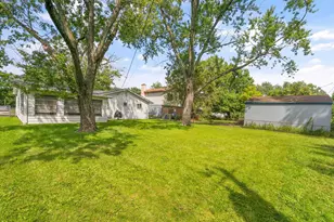5668 Crawford Dr, Columbus, OH 43229 - Photo 27