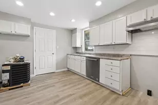 452 Holton Ave, Columbus, OH 43223 - Photo 5