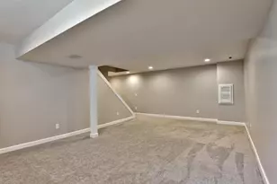3311 Harbor Bay Dr, Columbus, OH 43221 - Photo 33