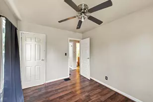 2328 Middlehurst Dr, Columbus, OH 43219 - Photo 9