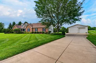 1369 Traci Lynn Ct, Canal Winchester, OH 43110 - Photo 5