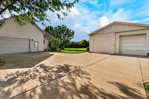 1369 Traci Lynn Ct, Canal Winchester, OH 43110 - Photo 13