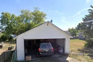 17 Miron St, Bloomingburg, OH 43106 - Photo 3