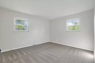 5703 Magna Carta Cir, Galloway, OH 43119 - Photo 21