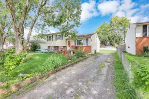 718 Bradwell Dr, Columbus, OH 43207 - Photo 13