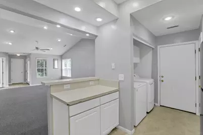 2272 Cove Landing, Grove City, OH 43123 - Photo 9