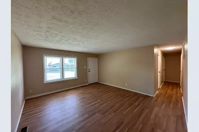 4735 Frost Avenue, Columbus, OH 43228 - Photo 7
