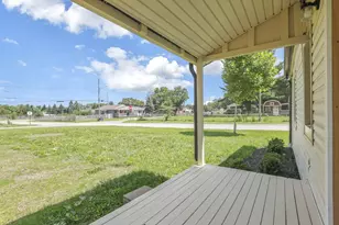 679 Lock Ave, Columbus, OH 43207 - Photo 5