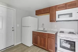 679 Lock Ave, Columbus, OH 43207 - Photo 11