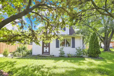 1862 Harrisburg Pike, Grove City, OH 43123 - Photo 1