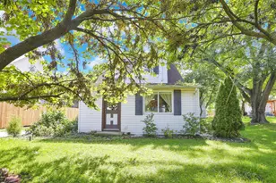 1862 Harrisburg Pike, Grove City, OH 43123 - Photo 1