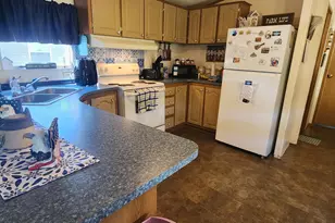 189 Parklawn Dr, Circleville, OH 43113 - Photo 9