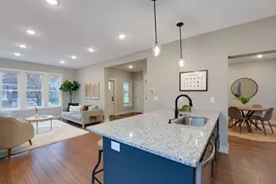 389 Berkeley Rd, Columbus, OH 43205 - Photo 11