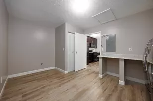 4667 Hobson Dr, Columbus, OH 43228 - Photo 29