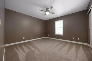 4667 Hobson Dr, Columbus, OH 43228 - Photo 25