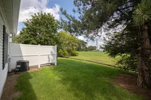 4667 Hobson Dr, Columbus, OH 43228 - Photo 7