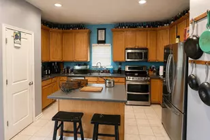 196 Silver Maple Rd, Commercial Point, OH 43116 - Photo 3