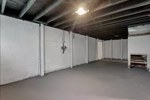 2190 Grasmere Ave, Columbus, OH 43211 - Photo 23