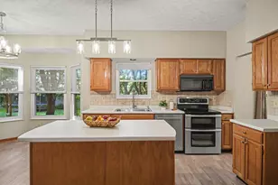 744 Summertree Ln, Westerville, OH 43081 - Photo 9