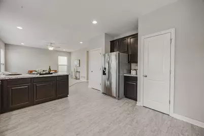 426 Oakland Hills Loop, Commercial Point, OH 43116 - Photo 19