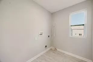 426 Oakland Hills Loop, Commercial Point, OH 43116 - Photo 35