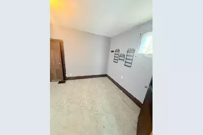 304 W High Avenue, Bellefontaine, OH 43311 - Photo 5