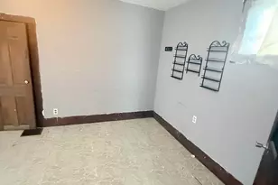 304 W High Ave, Bellefontaine, OH 43311 - Photo 5