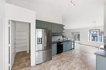 1153 Viewpointe Drive, Columbus, OH 43207 - Photo 13