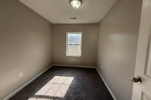 2854 E 11th Ave, Columbus, OH 43219 - Photo 9