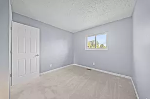 2844 Pamella Dr, Columbus, OH 43207 - Photo 29