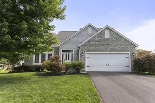 4154 Hoffman Farms Dr, Hilliard, OH 43026 - Photo 1