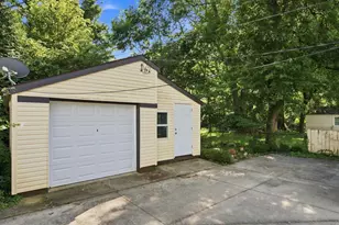 283 E Beechwold Blvd, Columbus, OH 43214 - Photo 13