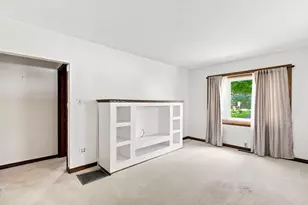 283 E Beechwold Blvd, Columbus, OH 43214 - Photo 25