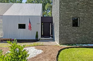 8206 Maxtown Rd, Westerville, OH 43082 - Photo 3
