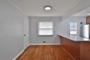 4474 Starrett Rd, Columbus, OH 43214 - Photo 9